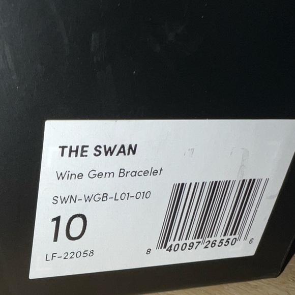 THE SWAN in Burgundy Velvet Crystal Bracelet - New in Box - Sz. 10 - Picture 2 of 9